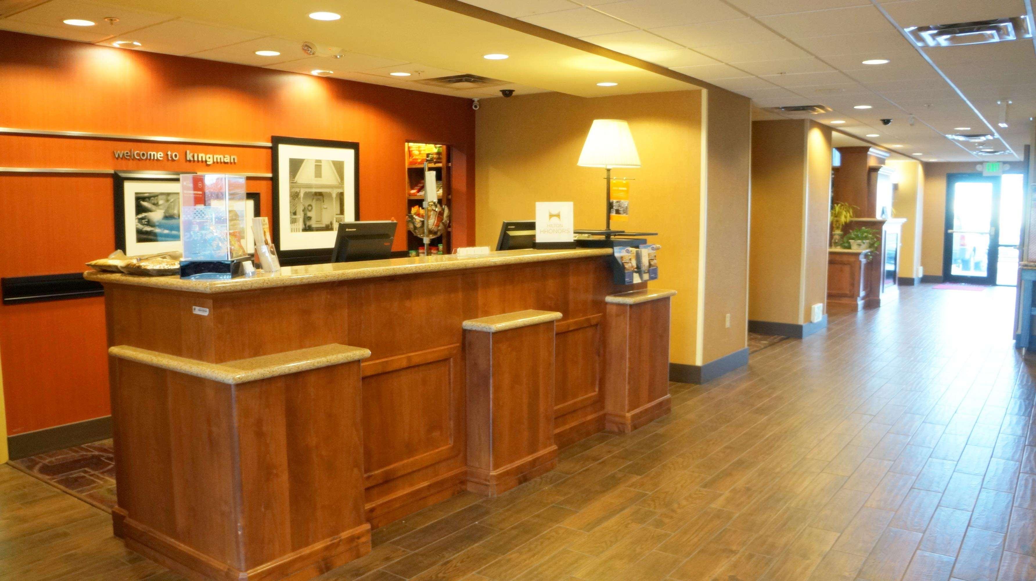 Hampton Inn & Suites Кингман Экстерьер фото